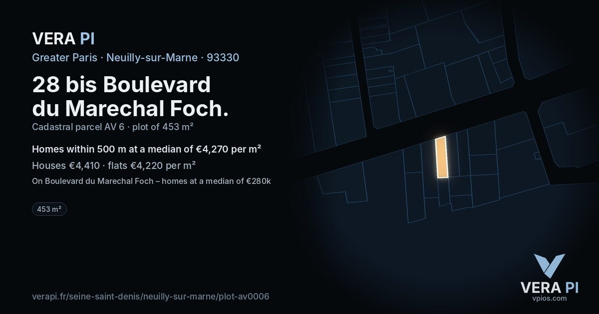 28 bis Boulevard du Marechal Foch, Neuilly-sur-Marne at night – the plot lit, the parcels around coloured by the prices near them