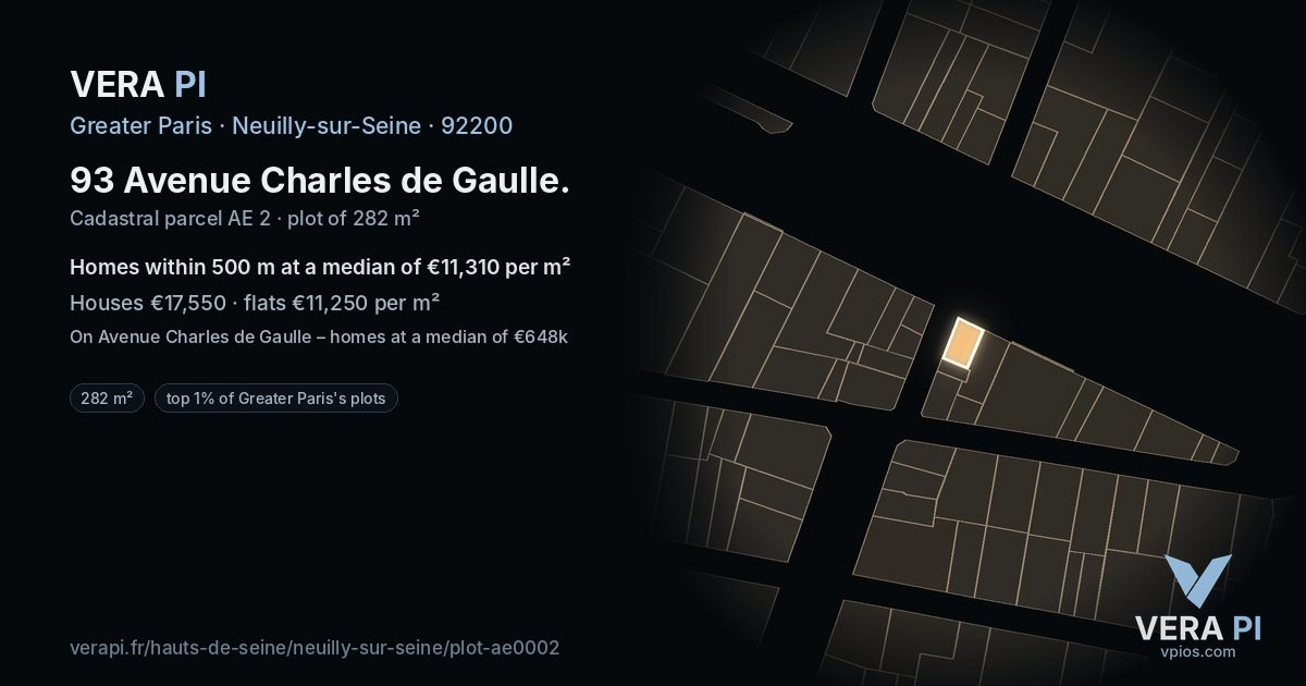 93 Avenue Charles de Gaulle, Neuilly-sur-Seine at night – the plot lit, the parcels around coloured by the prices near them