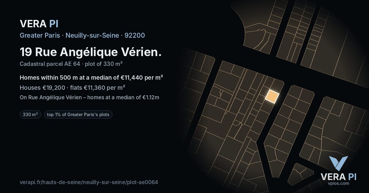 19 Rue Angélique Vérien, Neuilly-sur-Seine at night – the plot lit, the parcels around coloured by the prices near them