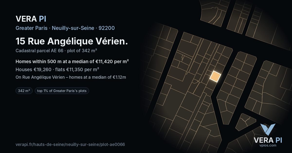 15 Rue Angélique Vérien, Neuilly-sur-Seine at night – the plot lit, the parcels around coloured by the prices near them