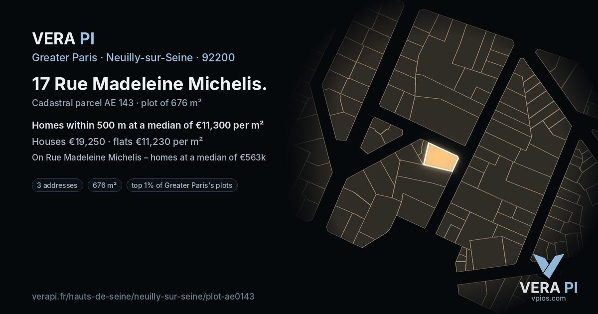 17 Rue Madeleine Michelis, Neuilly-sur-Seine at night – the plot lit, the parcels around coloured by the prices near them