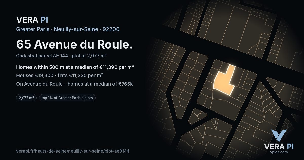 65 Avenue du Roule, Neuilly-sur-Seine at night – the plot lit, the parcels around coloured by the prices near them