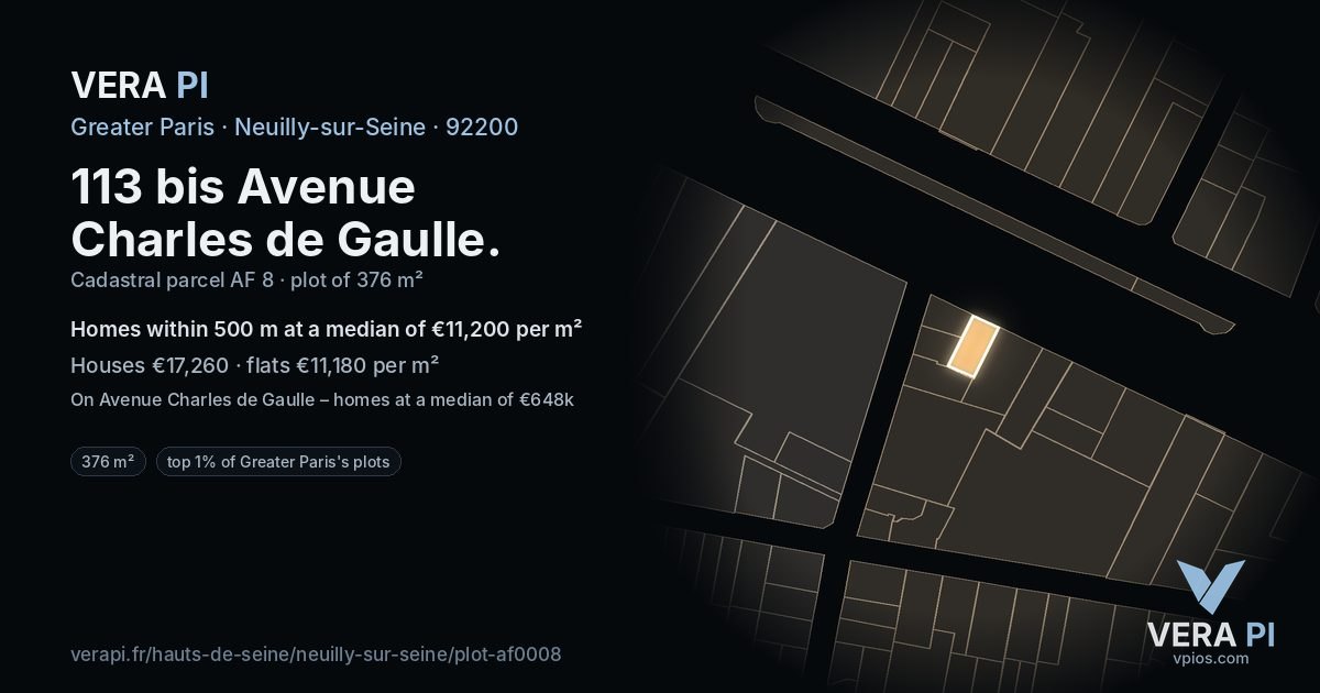 113 bis Avenue Charles de Gaulle, Neuilly-sur-Seine at night – the plot lit, the parcels around coloured by the prices near them