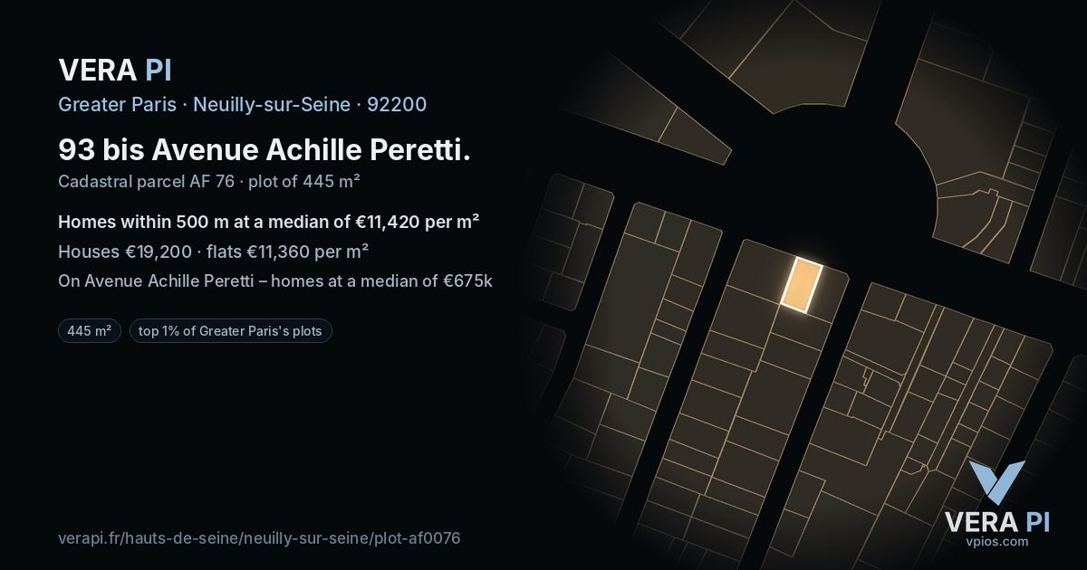 93 bis Avenue Achille Peretti, Neuilly-sur-Seine at night – the plot lit, the parcels around coloured by the prices near them