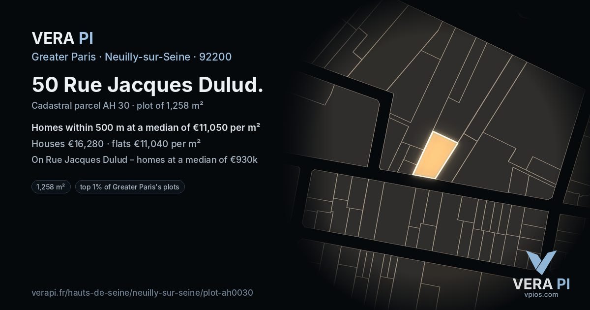 50 Rue Jacques Dulud, Neuilly-sur-Seine at night – the plot lit, the parcels around coloured by the prices near them