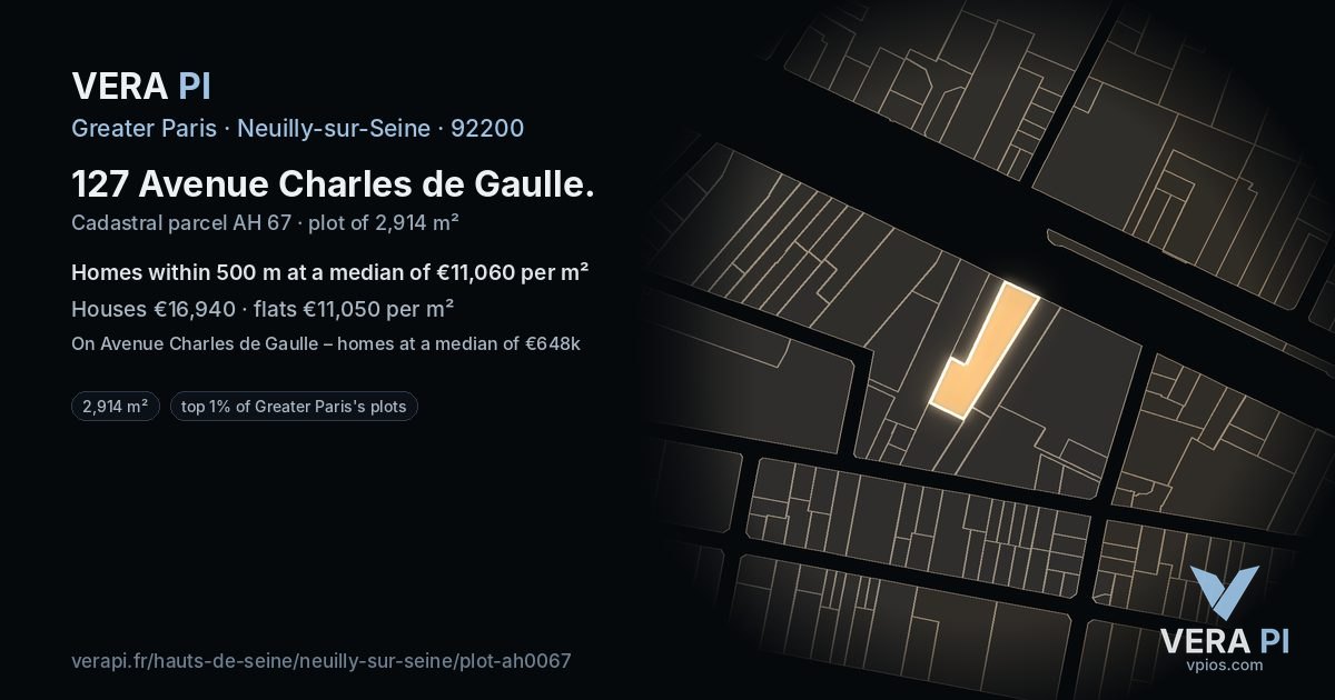127 Avenue Charles de Gaulle, Neuilly-sur-Seine at night – the plot lit, the parcels around coloured by the prices near them