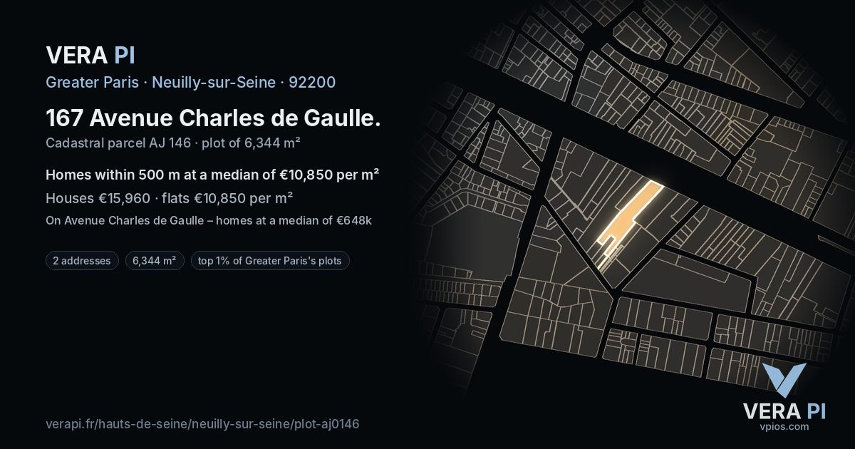 167 Avenue Charles de Gaulle, Neuilly-sur-Seine at night – the plot lit, the parcels around coloured by the prices near them