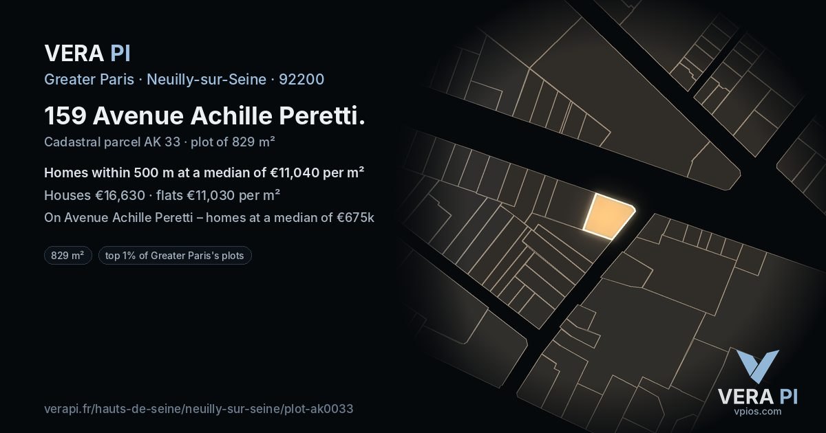 159 Avenue Achille Peretti, Neuilly-sur-Seine at night – the plot lit, the parcels around coloured by the prices near them