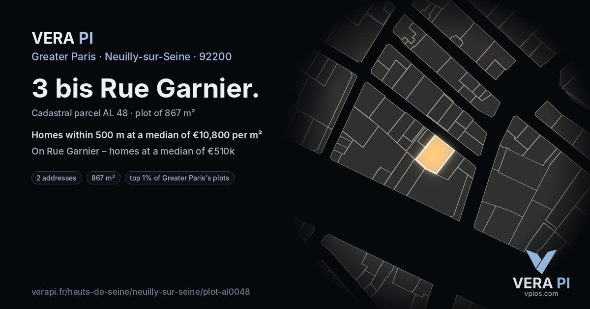 3 bis Rue Garnier, Neuilly-sur-Seine at night – the plot lit, the parcels around coloured by the prices near them