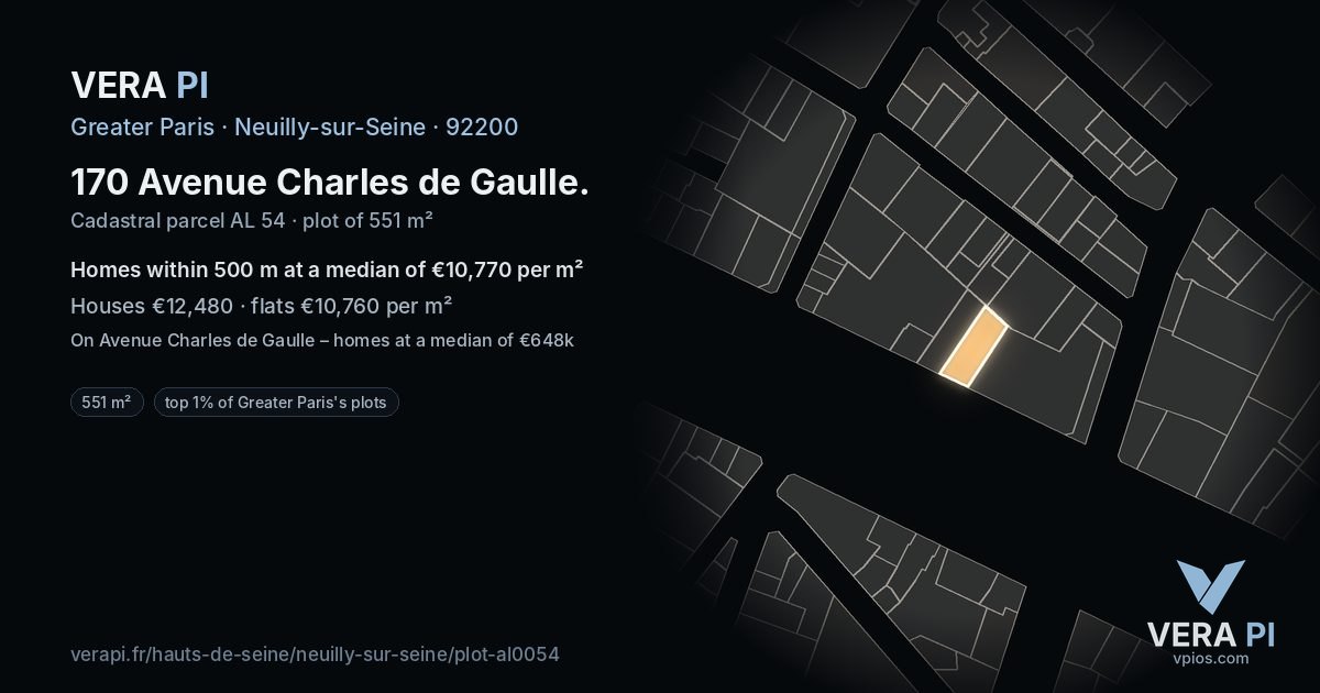 170 Avenue Charles de Gaulle, Neuilly-sur-Seine at night – the plot lit, the parcels around coloured by the prices near them