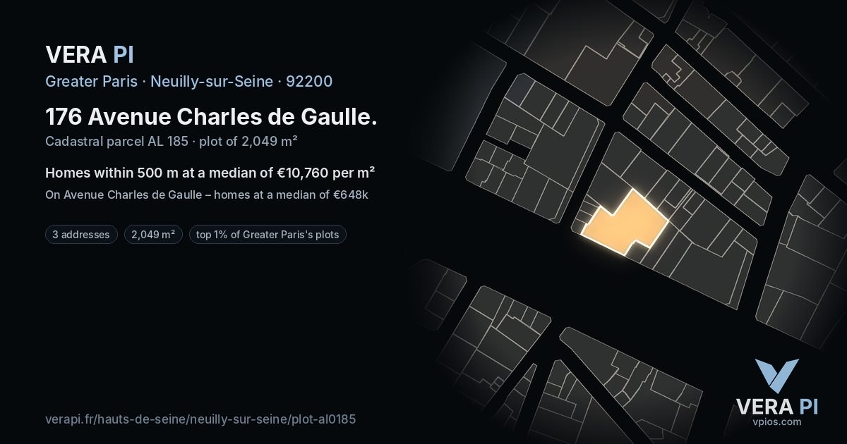 176 Avenue Charles de Gaulle, Neuilly-sur-Seine at night – the plot lit, the parcels around coloured by the prices near them