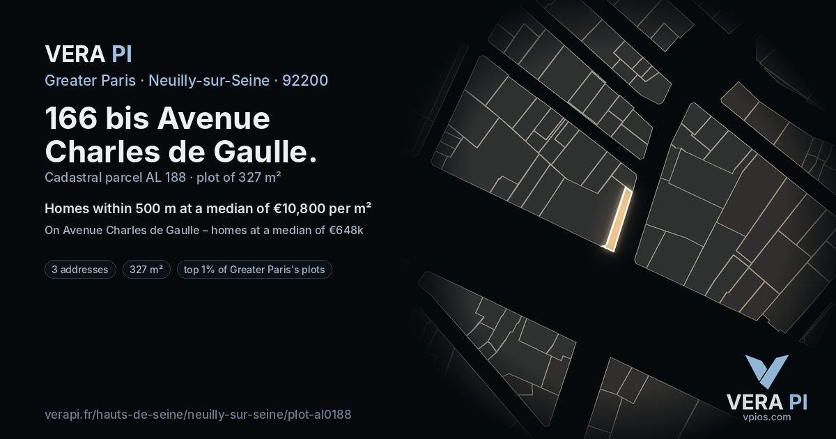166 bis Avenue Charles de Gaulle, Neuilly-sur-Seine at night – the plot lit, the parcels around coloured by the prices near them