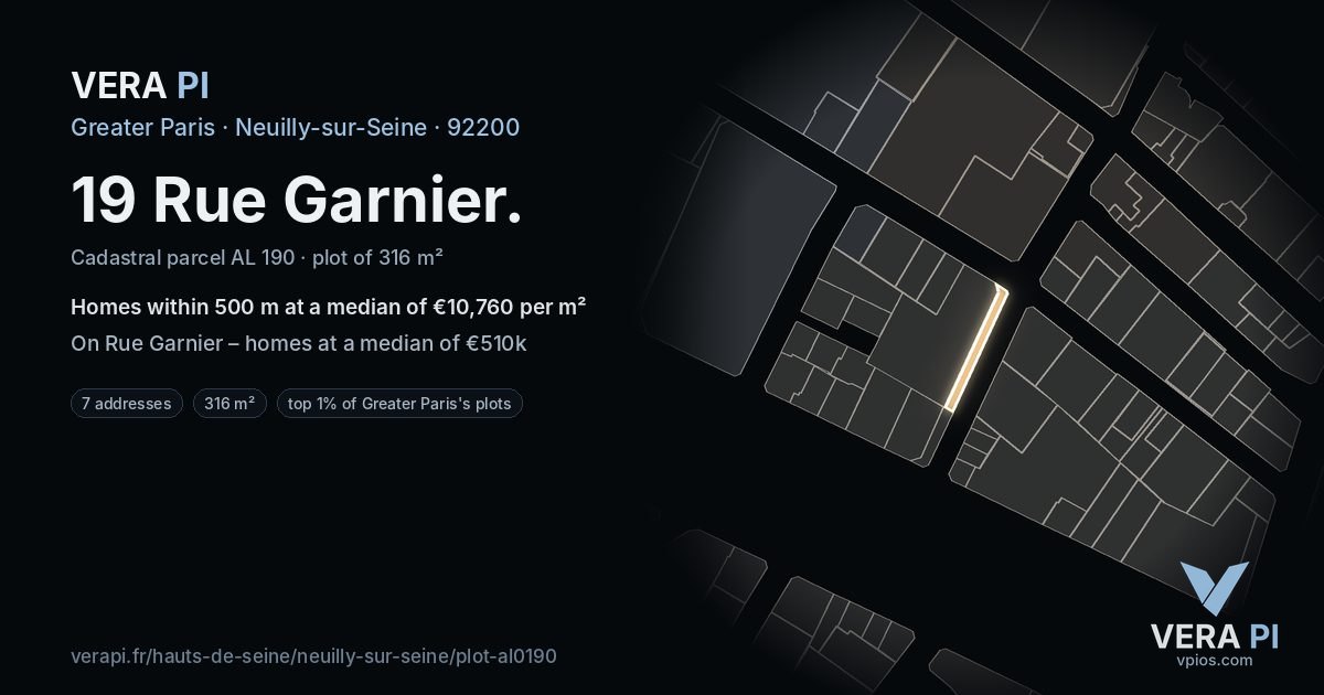 19 Rue Garnier, Neuilly-sur-Seine at night – the plot lit, the parcels around coloured by the prices near them