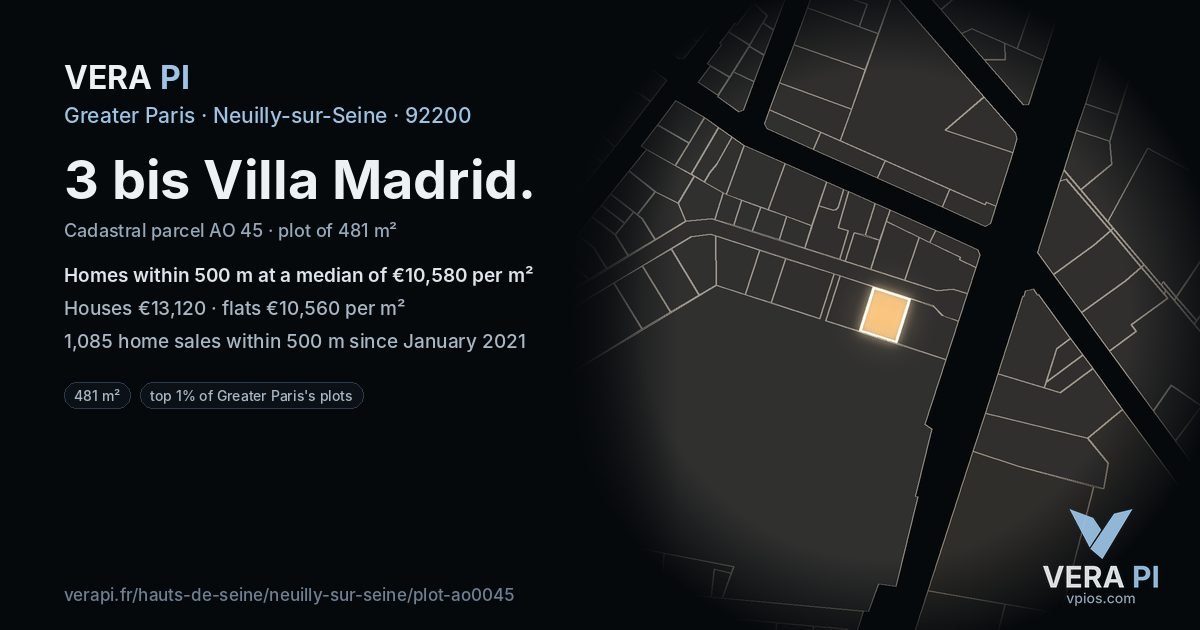3 bis Villa Madrid, Neuilly-sur-Seine at night – the plot lit, the parcels around coloured by the prices near them