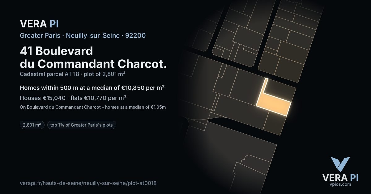 41 Boulevard du Commandant Charcot, Neuilly-sur-Seine at night – the plot lit, the parcels around coloured by the prices near them