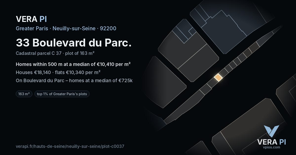 33 Boulevard du Parc, Neuilly-sur-Seine at night – the plot lit, the parcels around coloured by the prices near them
