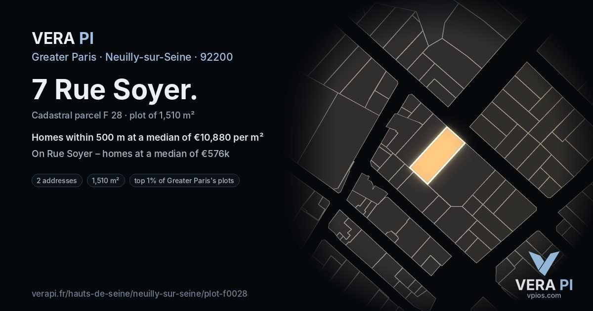 7 Rue Soyer, Neuilly-sur-Seine at night – the plot lit, the parcels around coloured by the prices near them