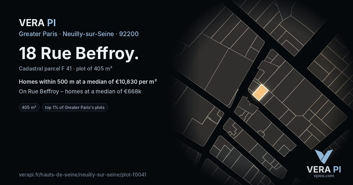18 Rue Beffroy, Neuilly-sur-Seine at night – the plot lit, the parcels around coloured by the prices near them