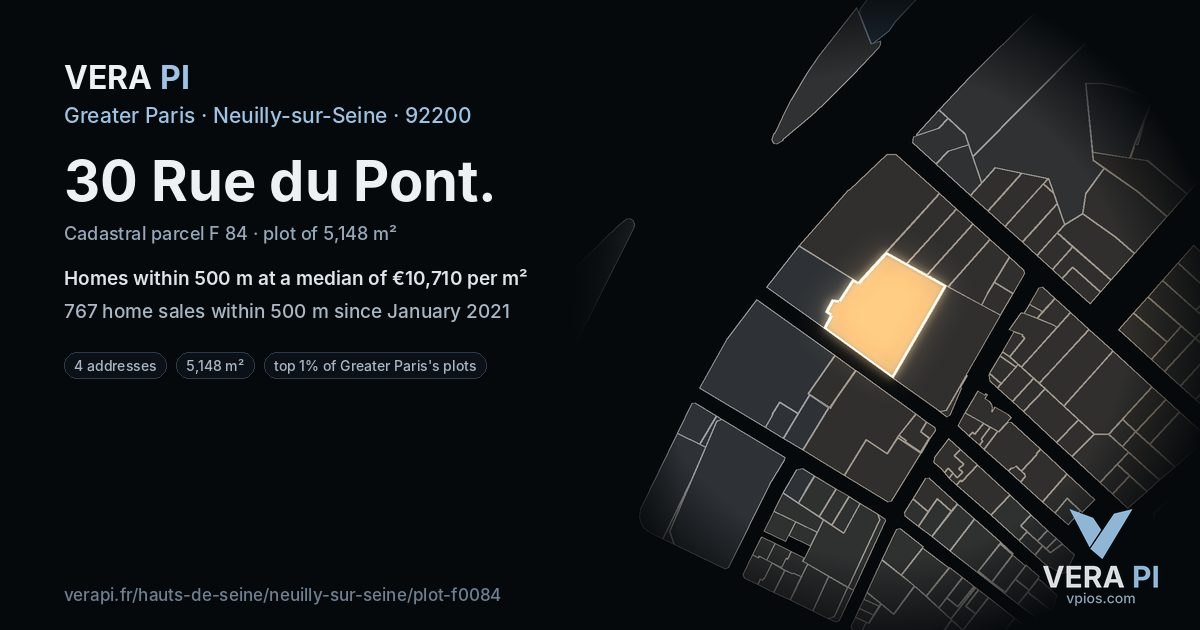 30 Rue du Pont, Neuilly-sur-Seine at night – the plot lit, the parcels around coloured by the prices near them