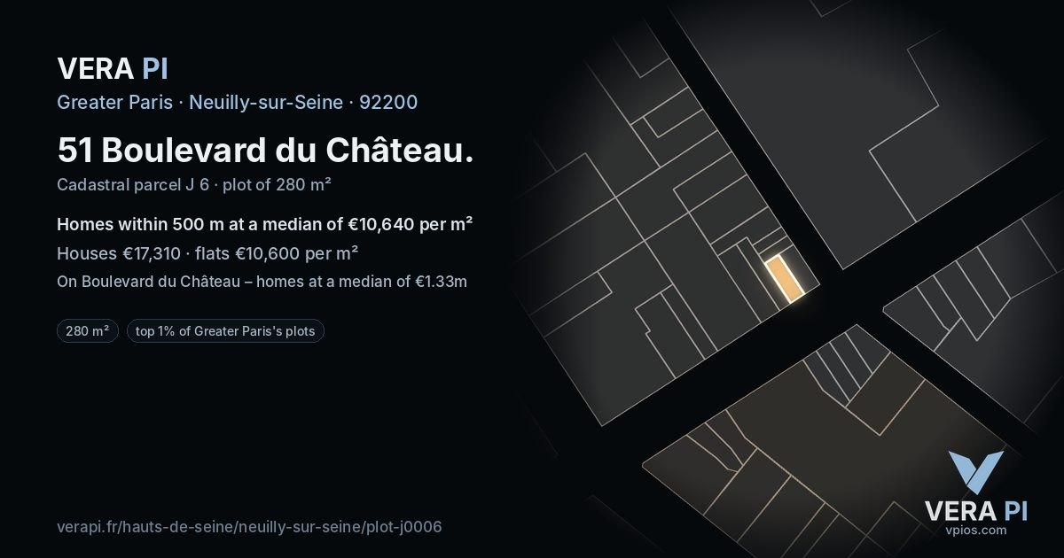 51 Boulevard du Château, Neuilly-sur-Seine at night – the plot lit, the parcels around coloured by the prices near them