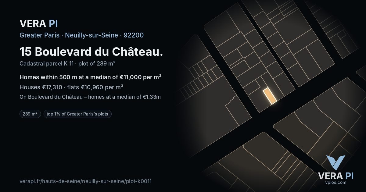 15 Boulevard du Château, Neuilly-sur-Seine at night – the plot lit, the parcels around coloured by the prices near them