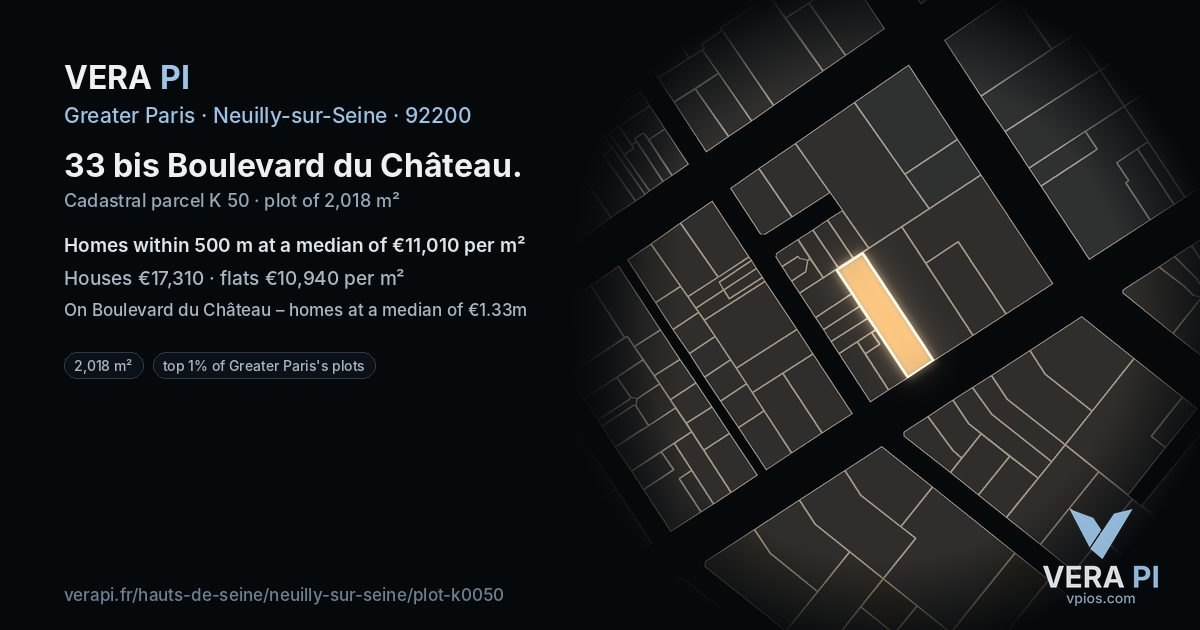 33 bis Boulevard du Château, Neuilly-sur-Seine at night – the plot lit, the parcels around coloured by the prices near them