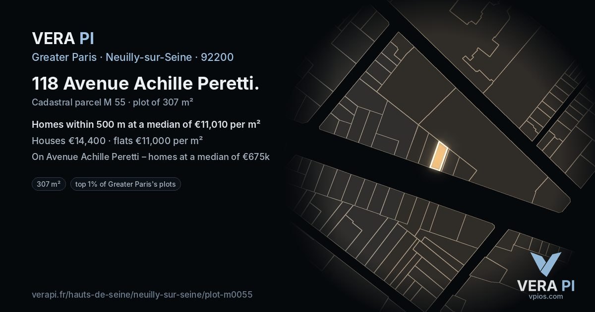 118 Avenue Achille Peretti, Neuilly-sur-Seine at night – the plot lit, the parcels around coloured by the prices near them