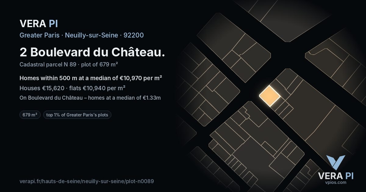 2 Boulevard du Château, Neuilly-sur-Seine at night – the plot lit, the parcels around coloured by the prices near them