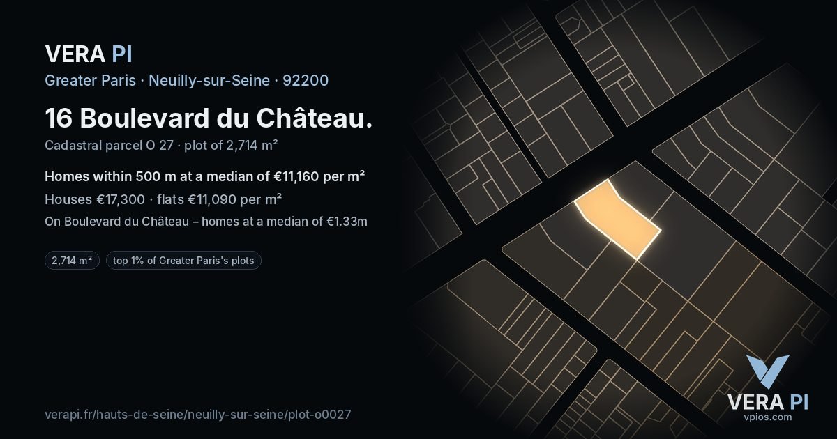 16 Boulevard du Château, Neuilly-sur-Seine at night – the plot lit, the parcels around coloured by the prices near them