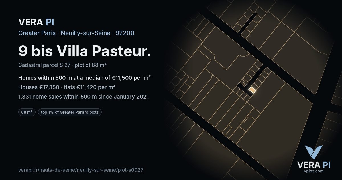 9 bis Villa Pasteur, Neuilly-sur-Seine at night – the plot lit, the parcels around coloured by the prices near them