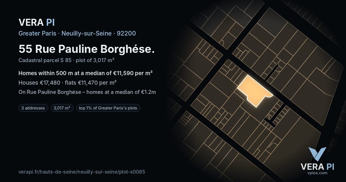 55 Rue Pauline Borghése, Neuilly-sur-Seine at night – the plot lit, the parcels around coloured by the prices near them