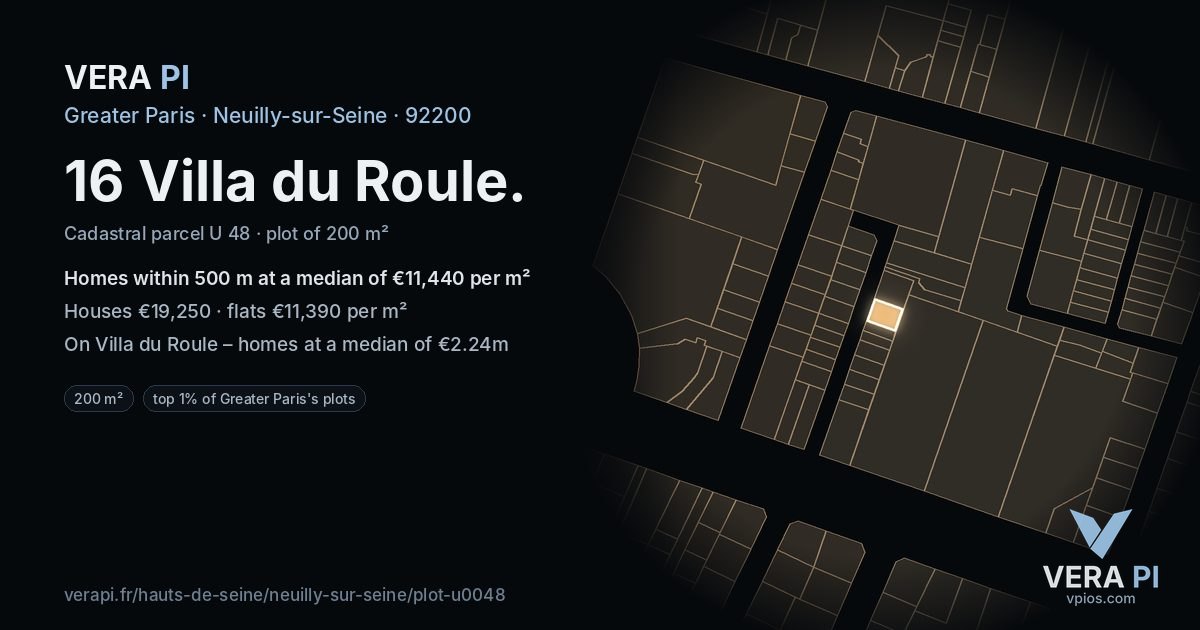 16 Villa du Roule, Neuilly-sur-Seine at night – the plot lit, the parcels around coloured by the prices near them