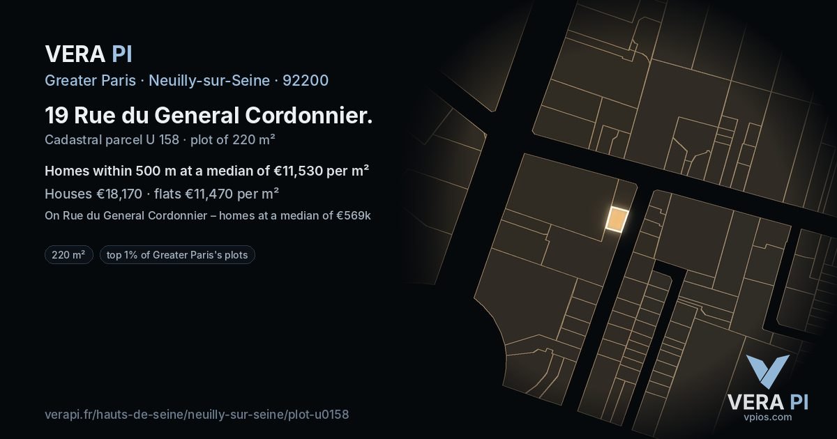 19 Rue du General Cordonnier, Neuilly-sur-Seine at night – the plot lit, the parcels around coloured by the prices near them