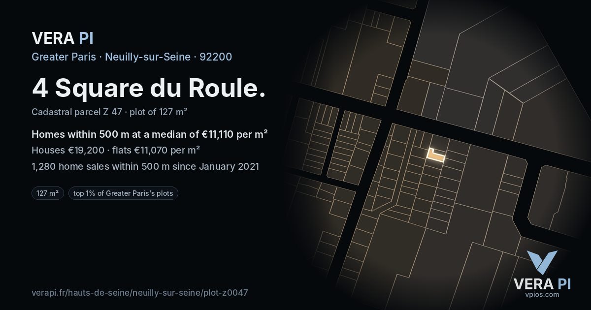 4 Square du Roule, Neuilly-sur-Seine at night – the plot lit, the parcels around coloured by the prices near them
