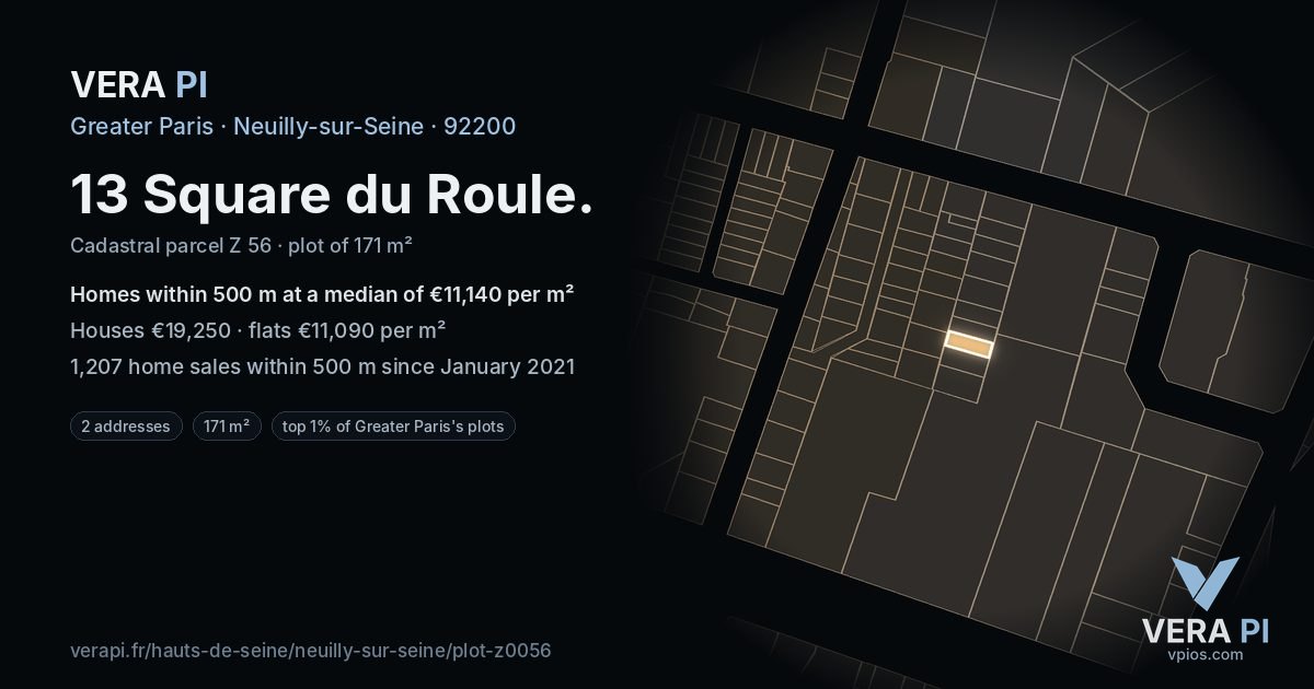 13 Square du Roule, Neuilly-sur-Seine at night – the plot lit, the parcels around coloured by the prices near them