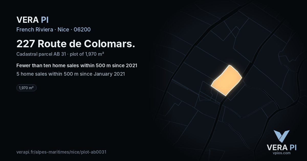 227 Route de Colomars, Nice at night – the plot lit, the parcels around coloured by the prices near them