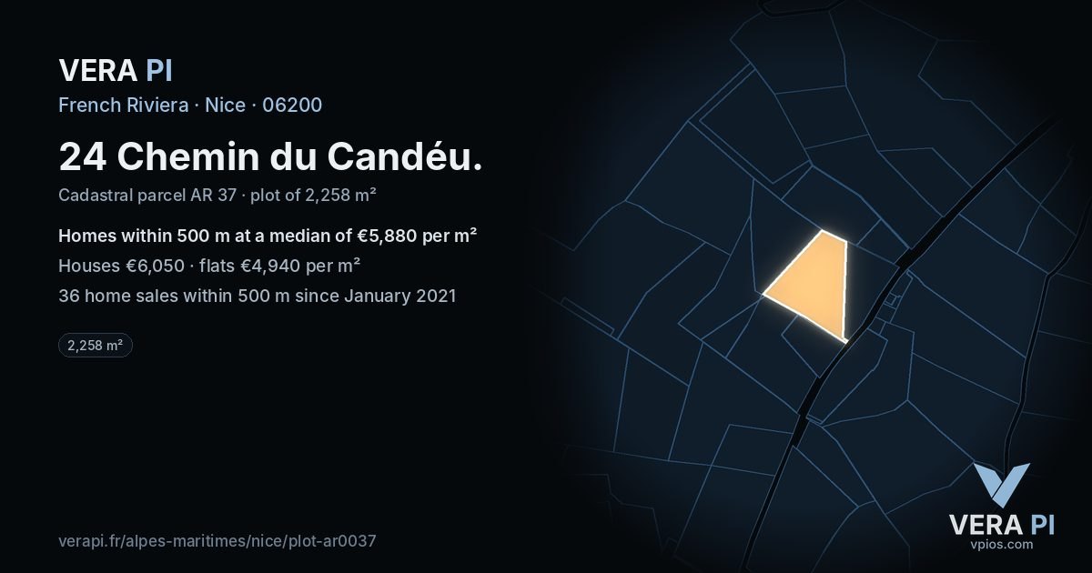 24 Chemin du Candéu, Nice at night – the plot lit, the parcels around coloured by the prices near them