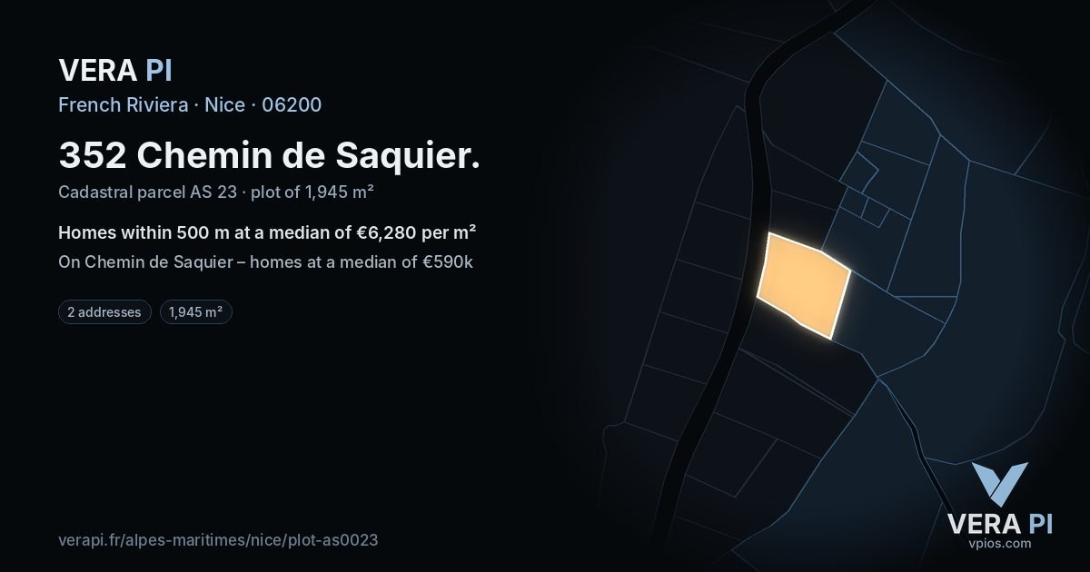 352 Chemin de Saquier, Nice at night – the plot lit, the parcels around coloured by the prices near them