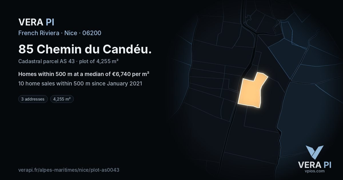 85 Chemin du Candéu, Nice at night – the plot lit, the parcels around coloured by the prices near them
