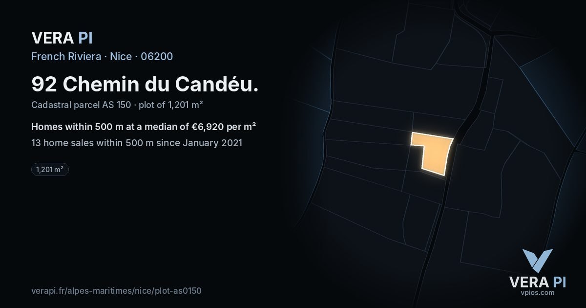 92 Chemin du Candéu, Nice at night – the plot lit, the parcels around coloured by the prices near them