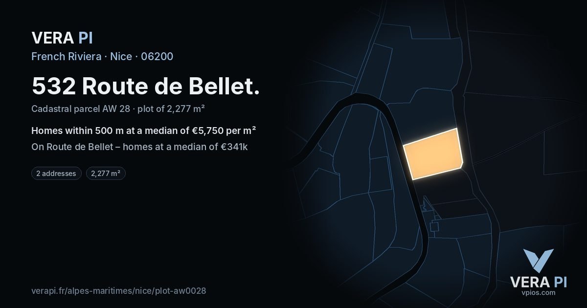 532 Route de Bellet, Nice at night – the plot lit, the parcels around coloured by the prices near them