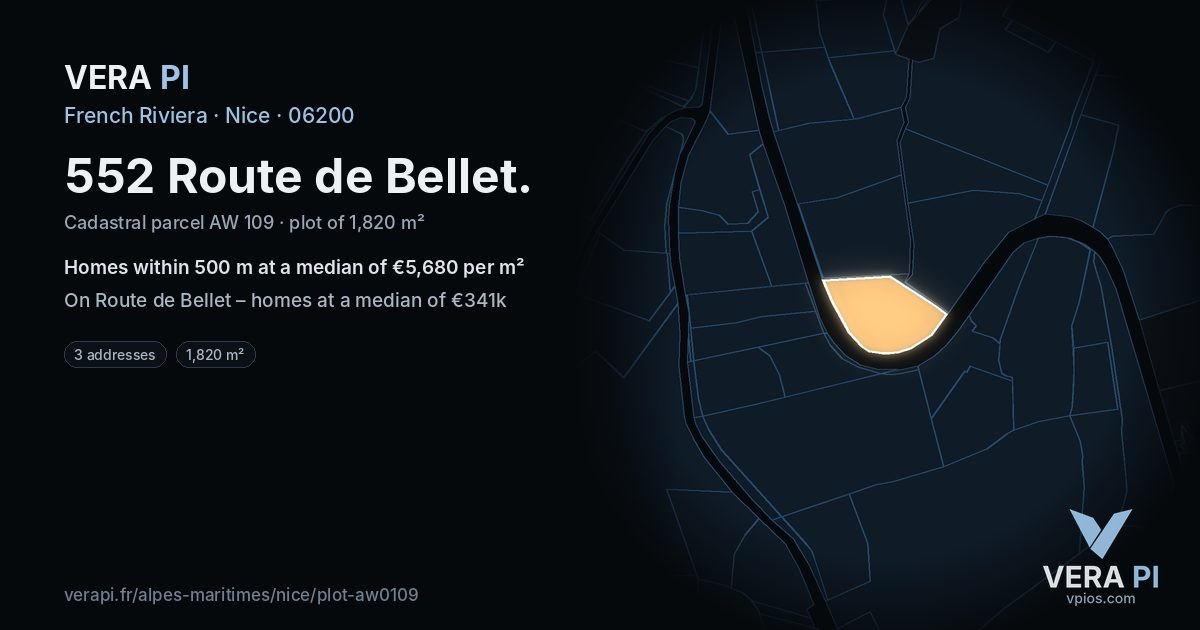552 Route de Bellet, Nice at night – the plot lit, the parcels around coloured by the prices near them