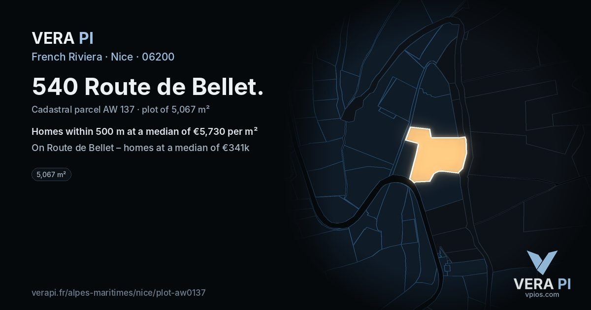540 Route de Bellet, Nice at night – the plot lit, the parcels around coloured by the prices near them