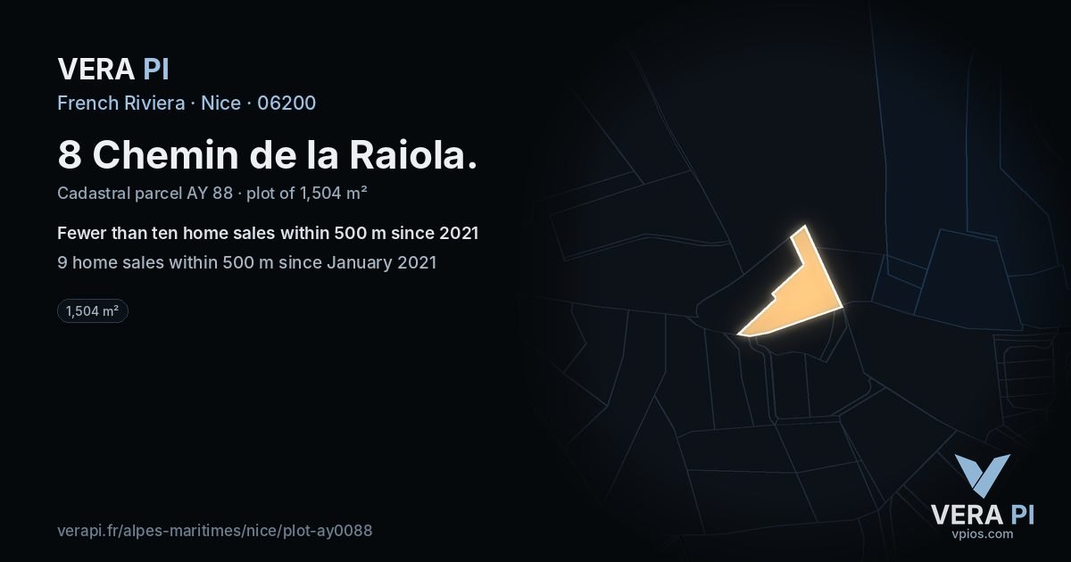 8 Chemin de la Raiola, Nice at night – the plot lit, the parcels around coloured by the prices near them