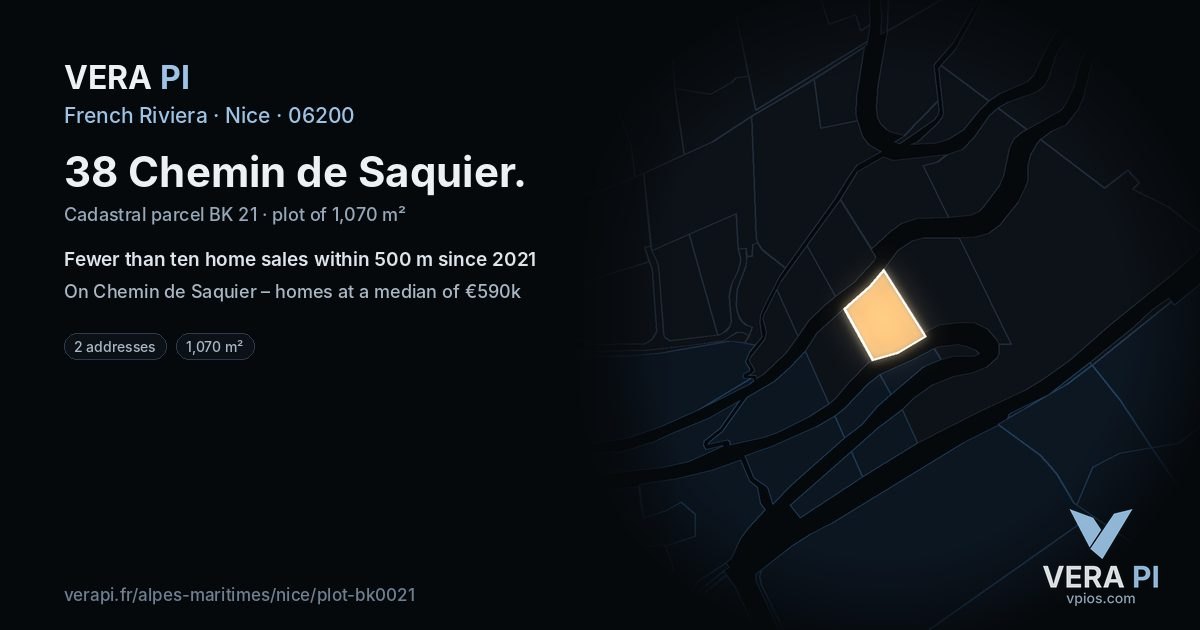 38 Chemin de Saquier, Nice at night – the plot lit, the parcels around coloured by the prices near them