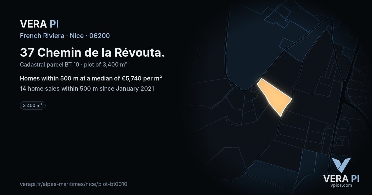 37 Chemin de la Révouta, Nice at night – the plot lit, the parcels around coloured by the prices near them