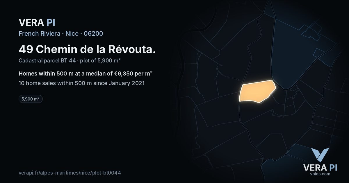 49 Chemin de la Révouta, Nice at night – the plot lit, the parcels around coloured by the prices near them