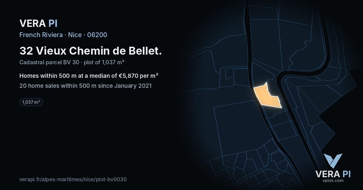 32 Vieux Chemin de Bellet, Nice at night – the plot lit, the parcels around coloured by the prices near them