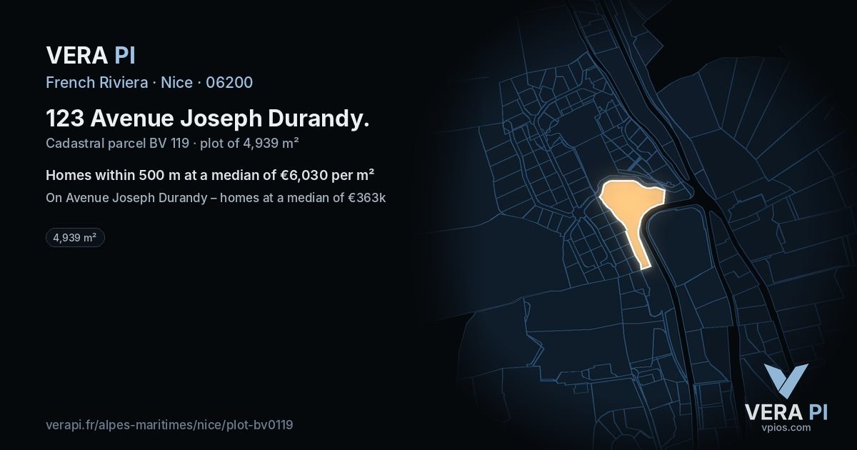 123 Avenue Joseph Durandy, Nice at night – the plot lit, the parcels around coloured by the prices near them