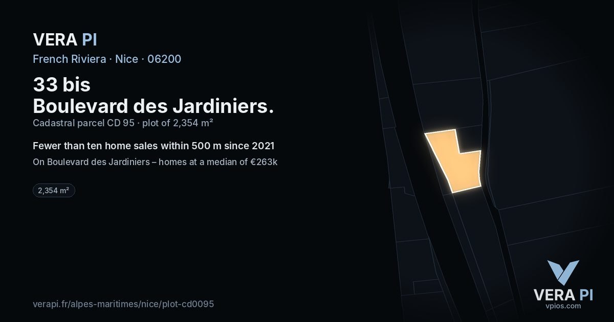 33 bis Boulevard des Jardiniers, Nice at night – the plot lit, the parcels around coloured by the prices near them